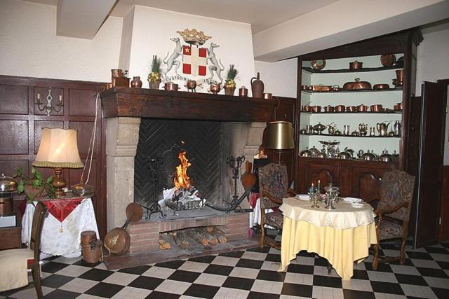 Hôtel Mont Royal à Réalmont Extérieur photo