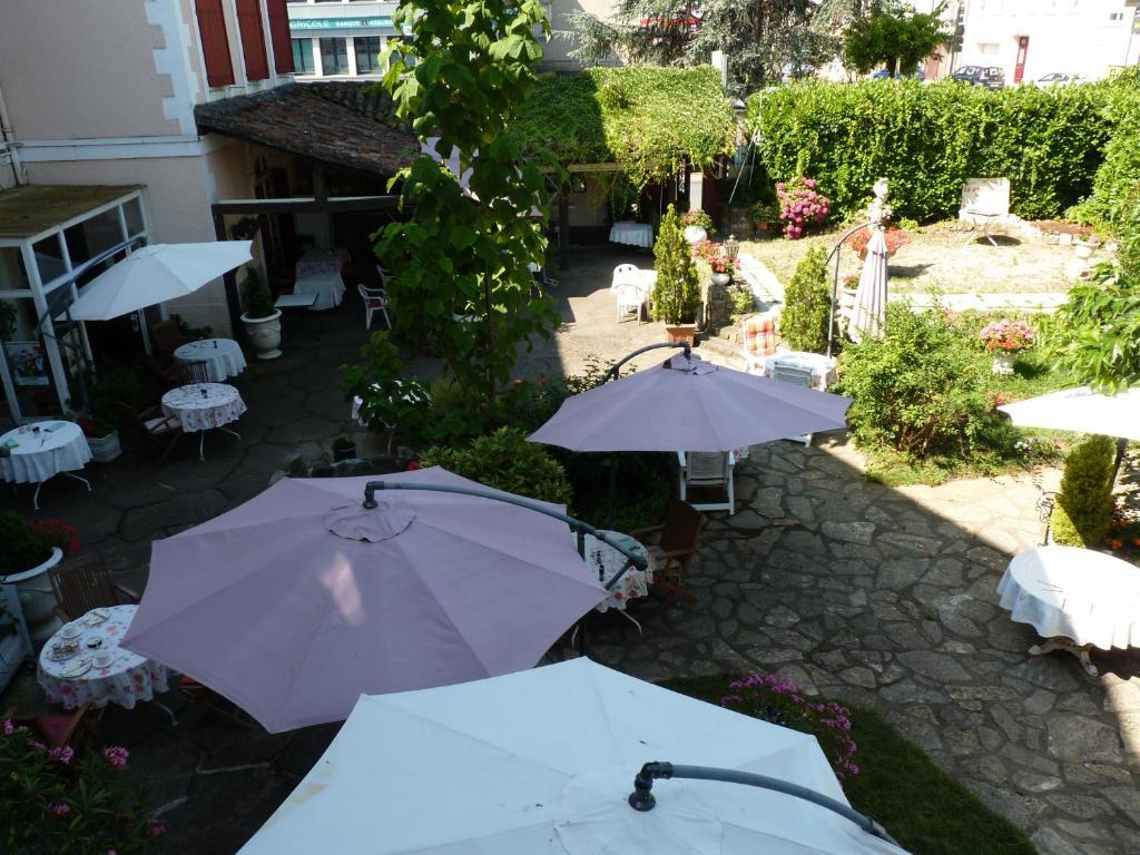 Hôtel Mont Royal à Réalmont Extérieur photo